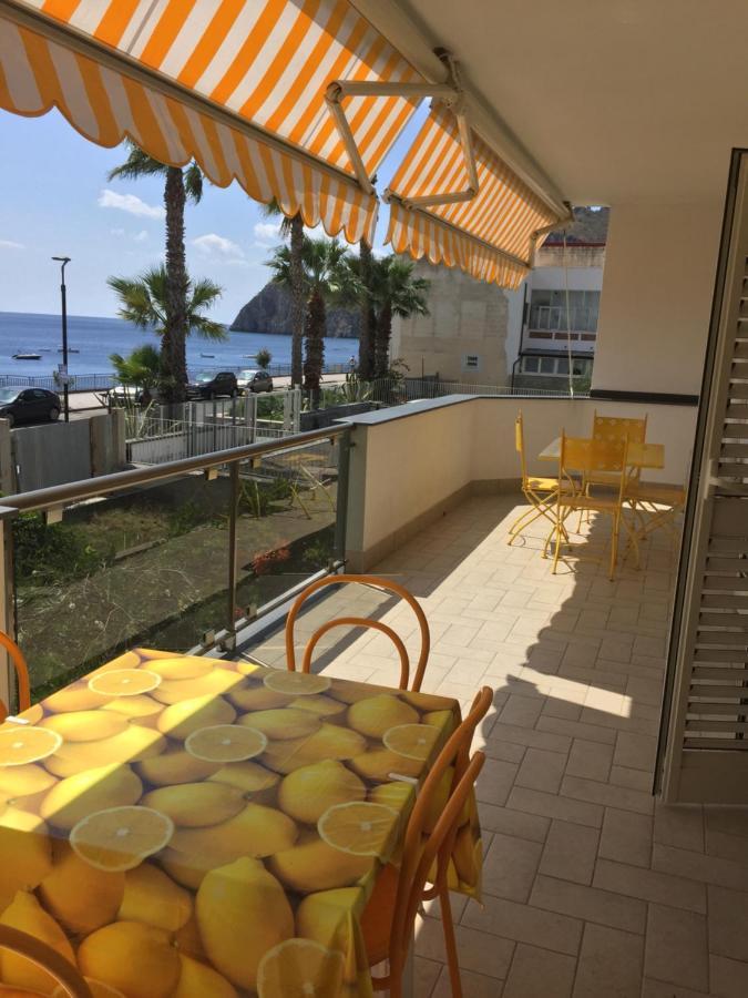 Le Zagare Apartments SantʼAlessio Siculo Exterior foto