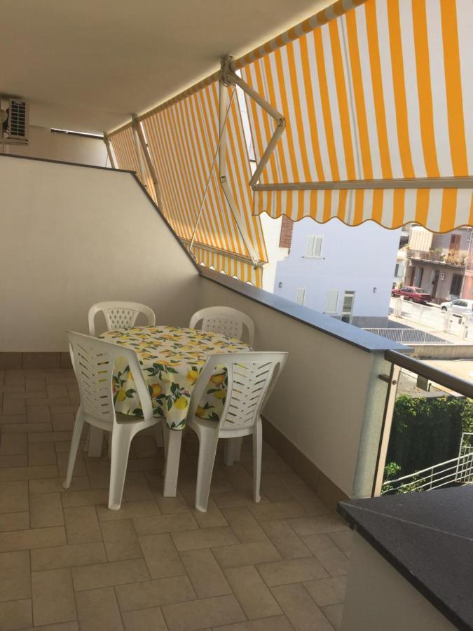 Le Zagare Apartments SantʼAlessio Siculo Exterior foto